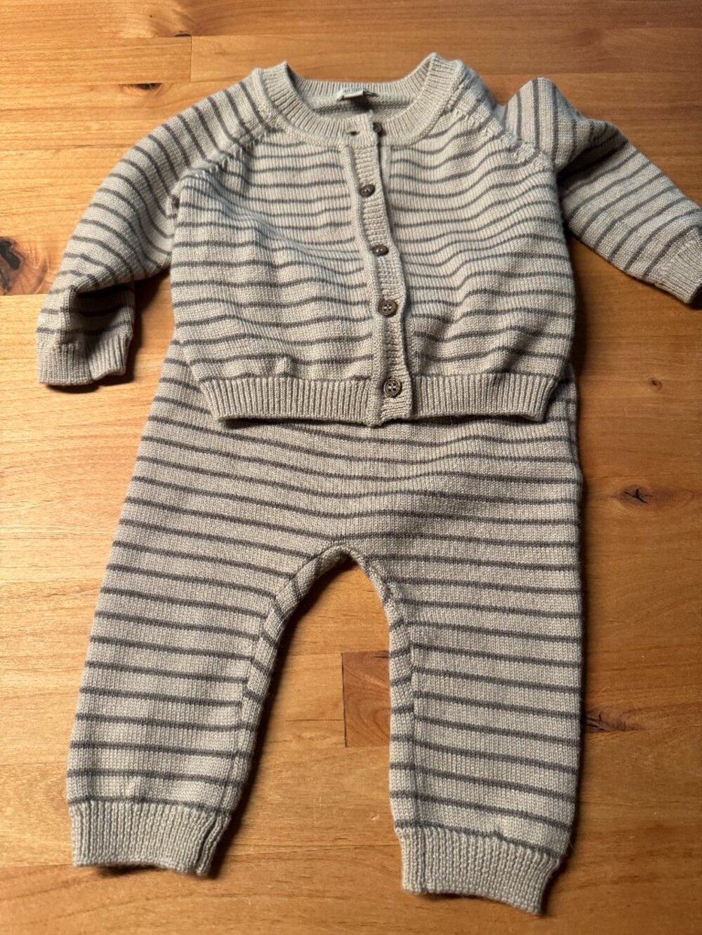 HutteliHut Babys Merino Wool Striped Elastic Waist Pants & Sweater